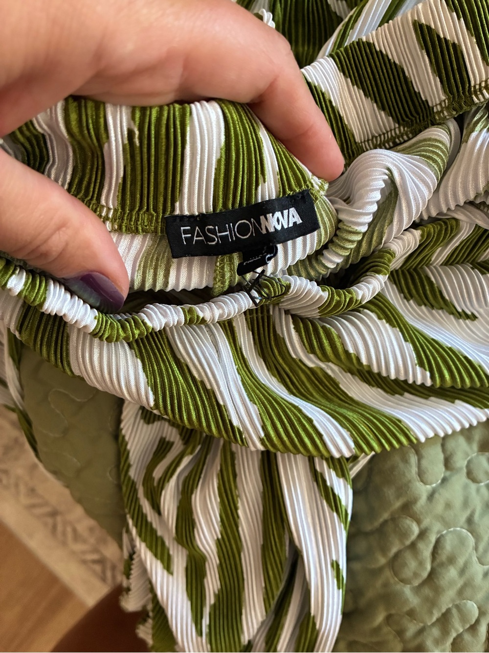 Fashion nova 2 piece set Green Zebra-Stripe Wide Leg Pants and top Women size xl - Picture 7 of 7